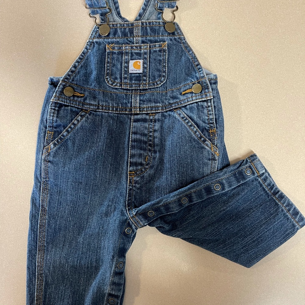 Carrhartt baby overalls size 9 months. Boy or girl. Excellent condition/ brand.